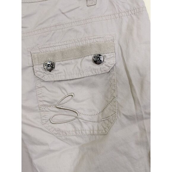 Womens Bermuda Cargo Shorts Size 10 Beige Cotton 13 In Inseam Casual Rolltab - Picture 3 of 6